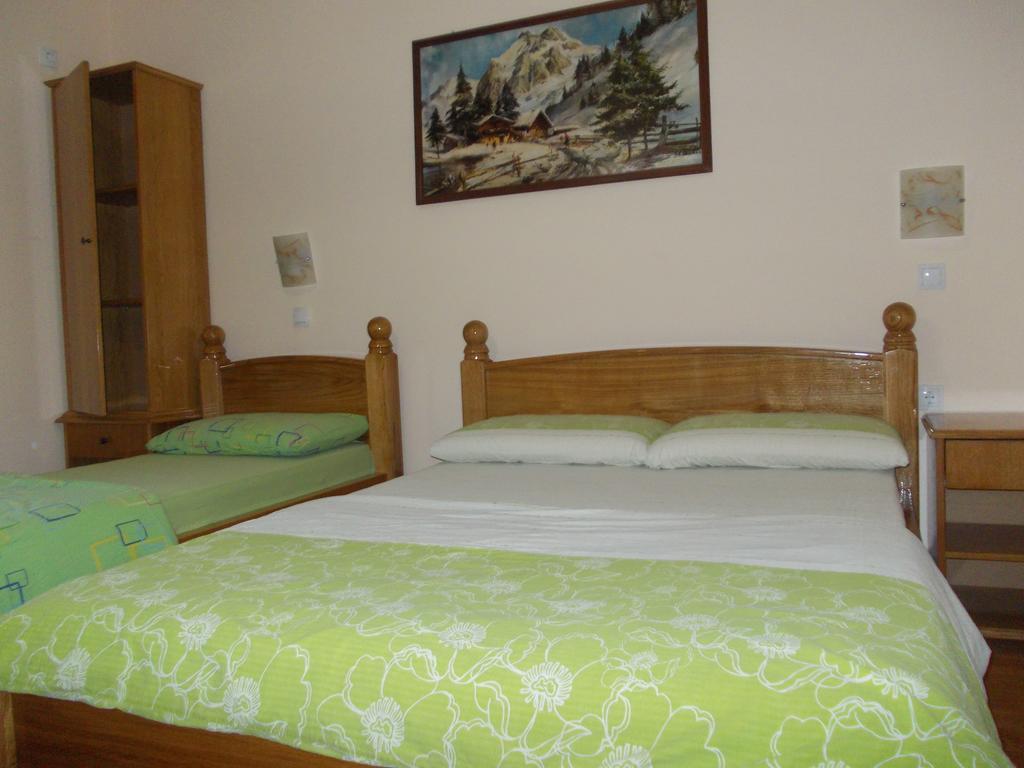 Kuca Za Odmor "Karalic" Bed and Breakfast Ležimir Eksteriør billede